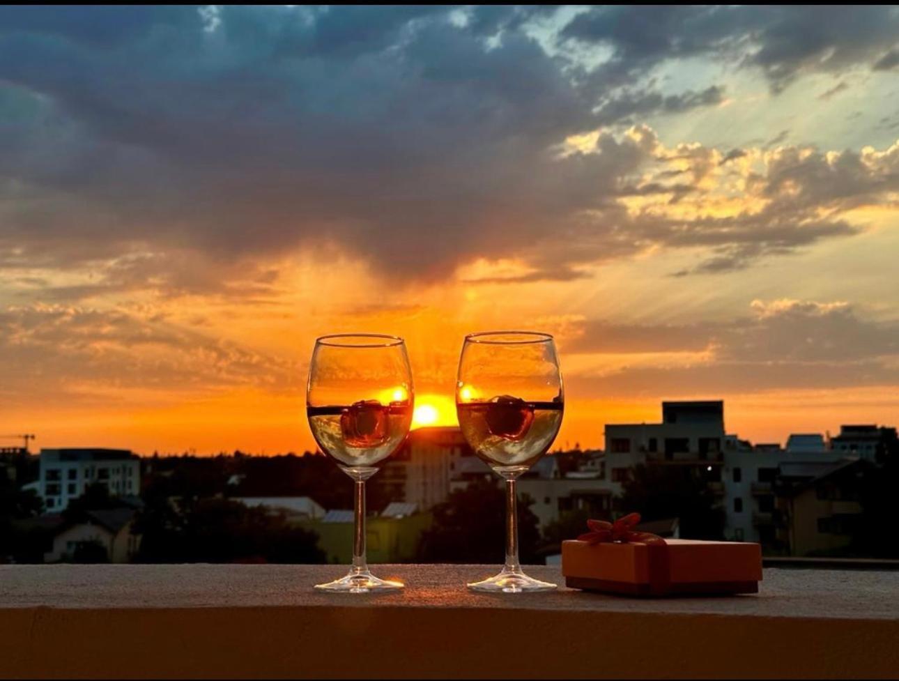 Sunset View Bucharest Daire Dış mekan fotoğraf